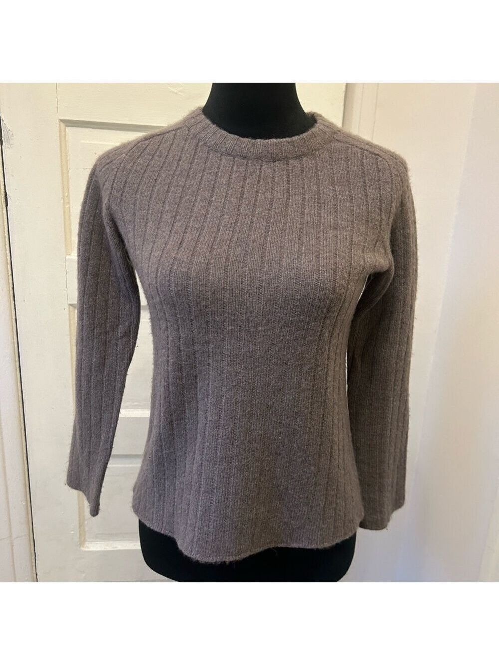 Women's Ribbed Sweater - Gray
